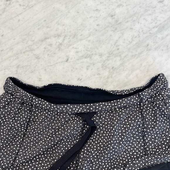 Lululemon shorts with liner! - Picture 6 of 7